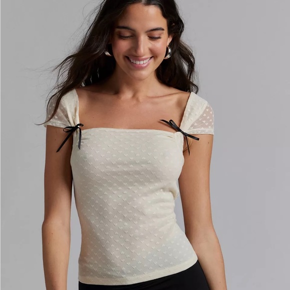 Kimchi Blue Tops - Kimchi Blue Bridgette Heart Dotted Mesh Top NWT Size S - Ivory